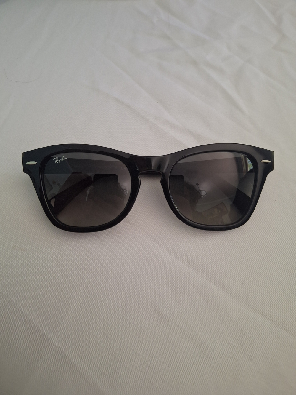 BRAND NEW! Ray-Ban Black Wayfarer-Style Sunglasses RB0707-S 6642/71 53-21 NEW!!!